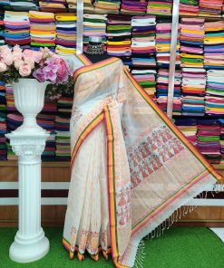 ব্লক ডিজাইনের সাদা কটন শাড়ী রানিং ব্লাউজ পিছ